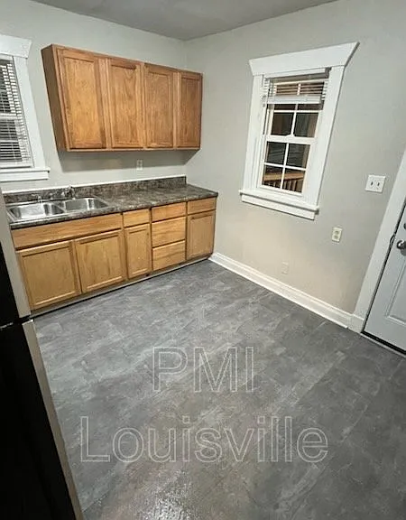 1522 Clara Ave — Photo 15