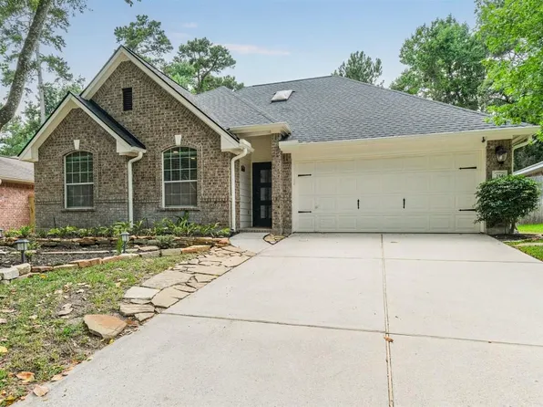 214 W Misty Dawn Dr, Conroe, TX 77385