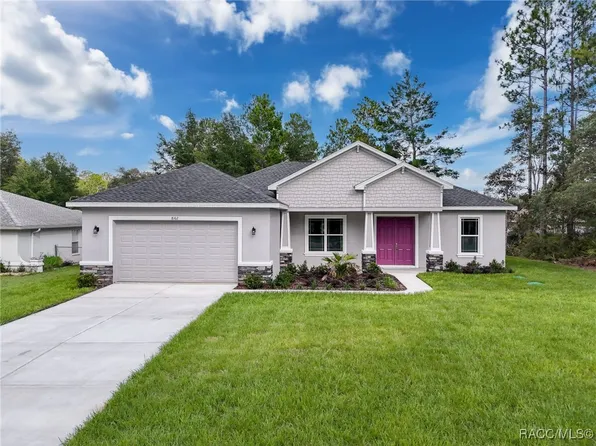 8102 N Voyager Dr, Citrus Springs, FL 34433