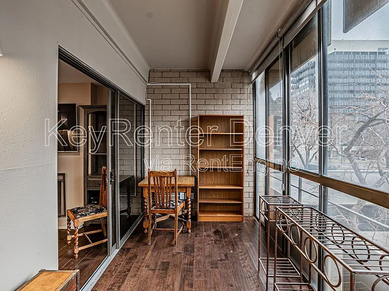 800 N Pearl St #202 — Photo 34