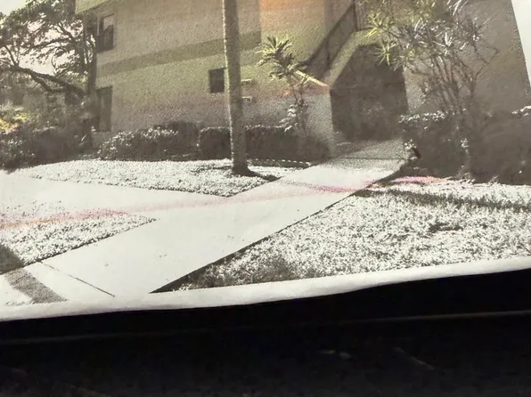 2870 S Carambola Cir #2061, Coconut Creek, FL 33066