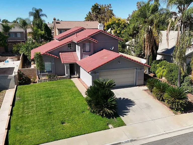 12675 Elmhurst Dr — Photo 37