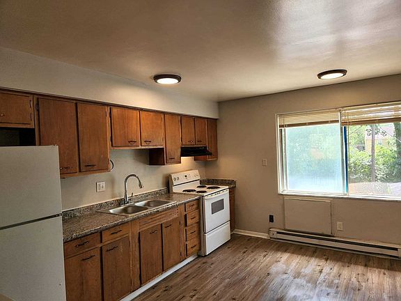 5th image of 6111 Laurel Hall Dr APT 3