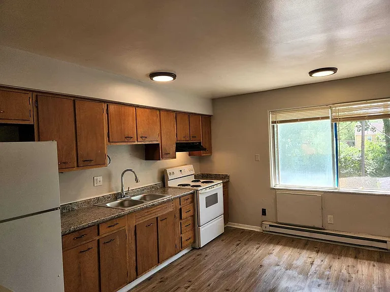 6111 Laurel Hall Dr — Photo 16
