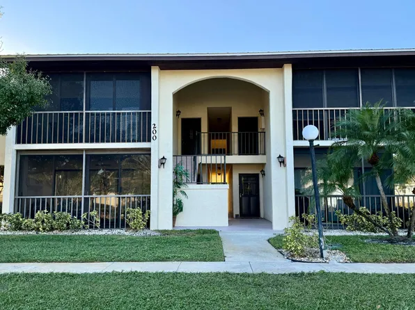 200 SE Four Winds Drive #213, Stuart, FL 34996