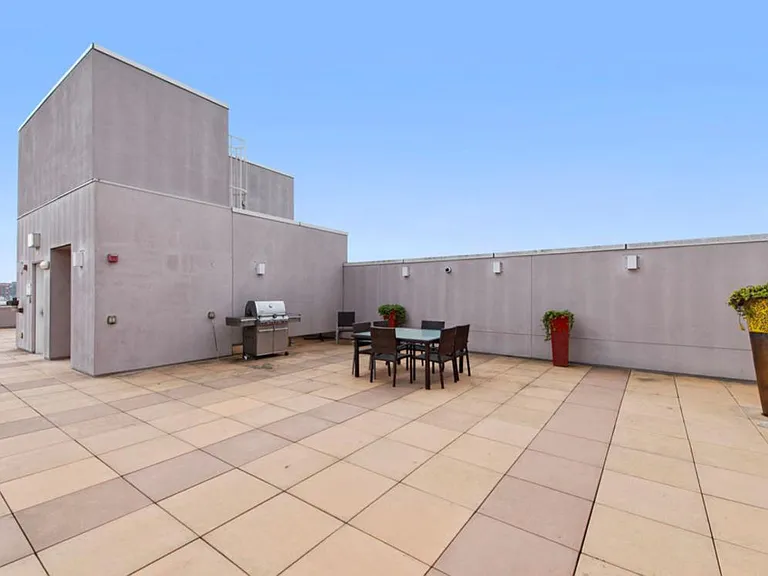 829 Folsom St #314 — Photo 17