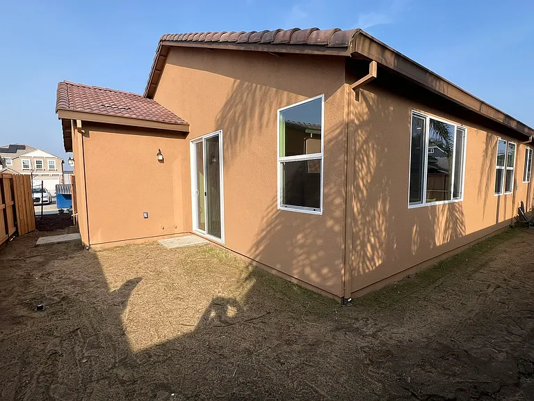 1989 Apiary Way — Photo 17