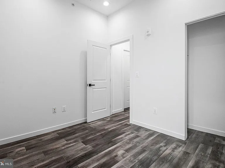 506 H St NE #202 — Photo 12