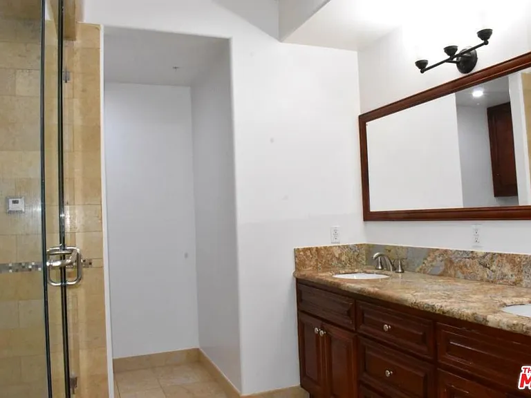 235 S Gale Dr #101 — Photo 15