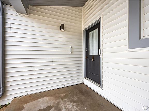 3rd image of 1474 Whispering Creek Dr