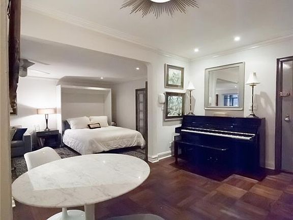 4th image of 255 W 23rd St APT 3AE