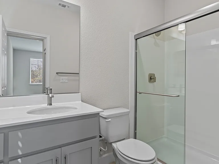 548 Aliki Dr — Photo 14