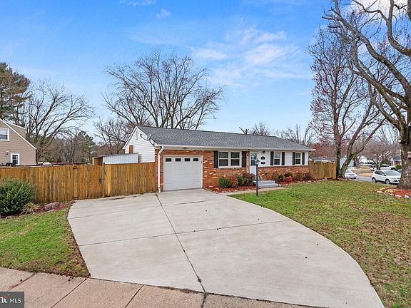 3rd image of 13910 Gum Ln