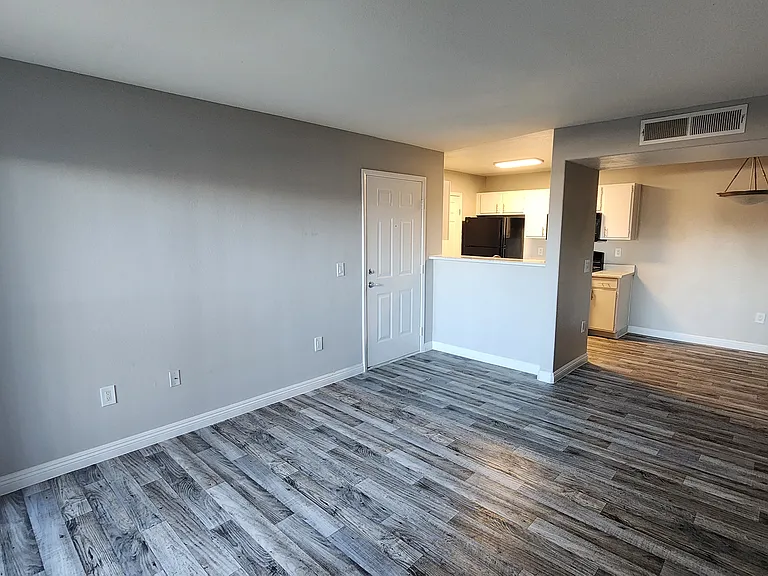 Alterra Apartments — Photo 21