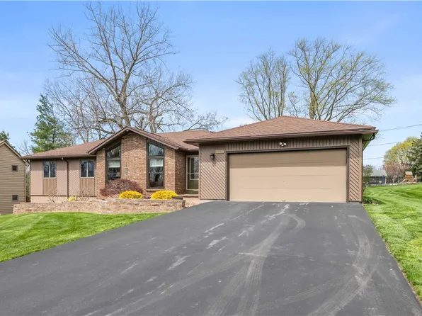444 McEwen Dr, Webster, NY 14580