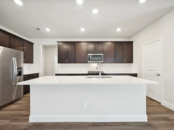 2215 Lone Star Ln, Seagoville, TX 75159