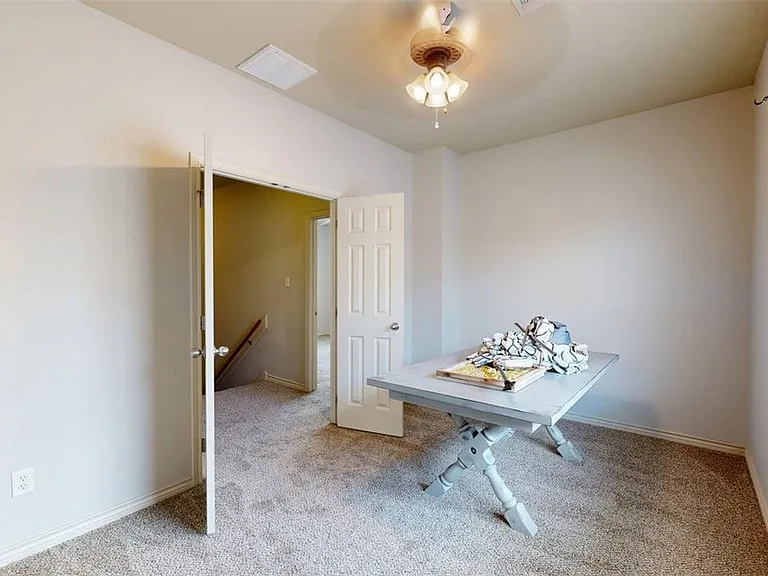 332 Forest Dr — Photo 37