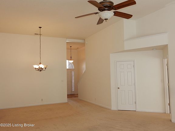 5th image of 113 Lanai Dr #A