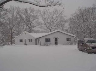 894 Hoffman St, Muskegon, MI 49442