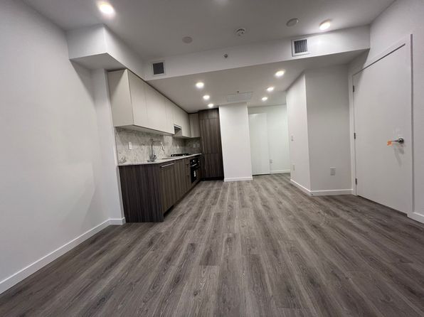 1 bedroom rental in Surrey — photo 6