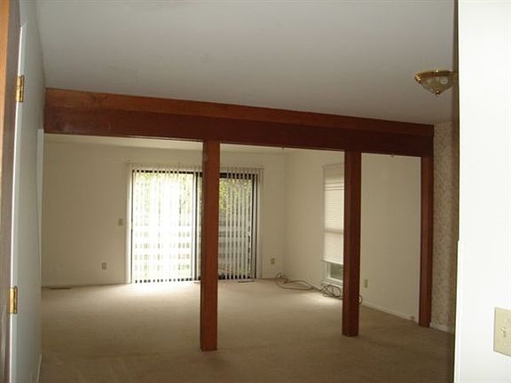 4877 Norfolk Cr 001