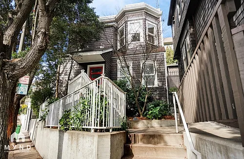 308 Roosevelt Way Photo 1