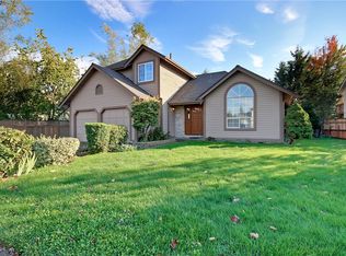 906 Bathke Ave, Enumclaw, WA 98022