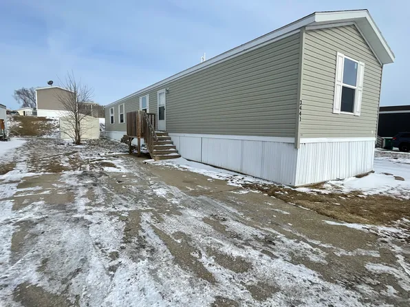 3441 Ellington St #3442EL, Waterloo, IA 50701