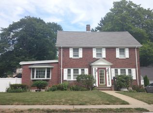 39 Howitt Rd, West Roxbury, MA 02132