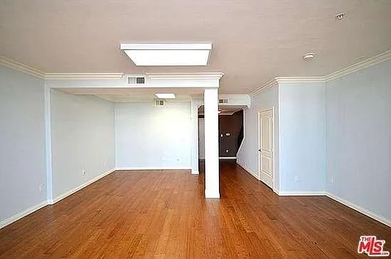 360 Avenue 26 #121 — Photo 4