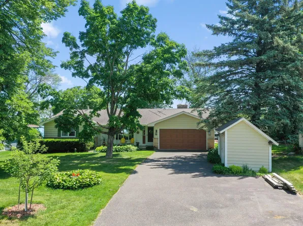 11835 302nd St, Chisago City, MN 55013