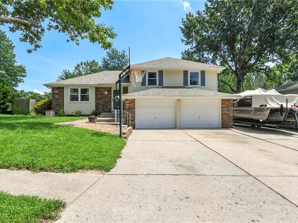 19127 E 14th Ter N, Independence, MO 64056