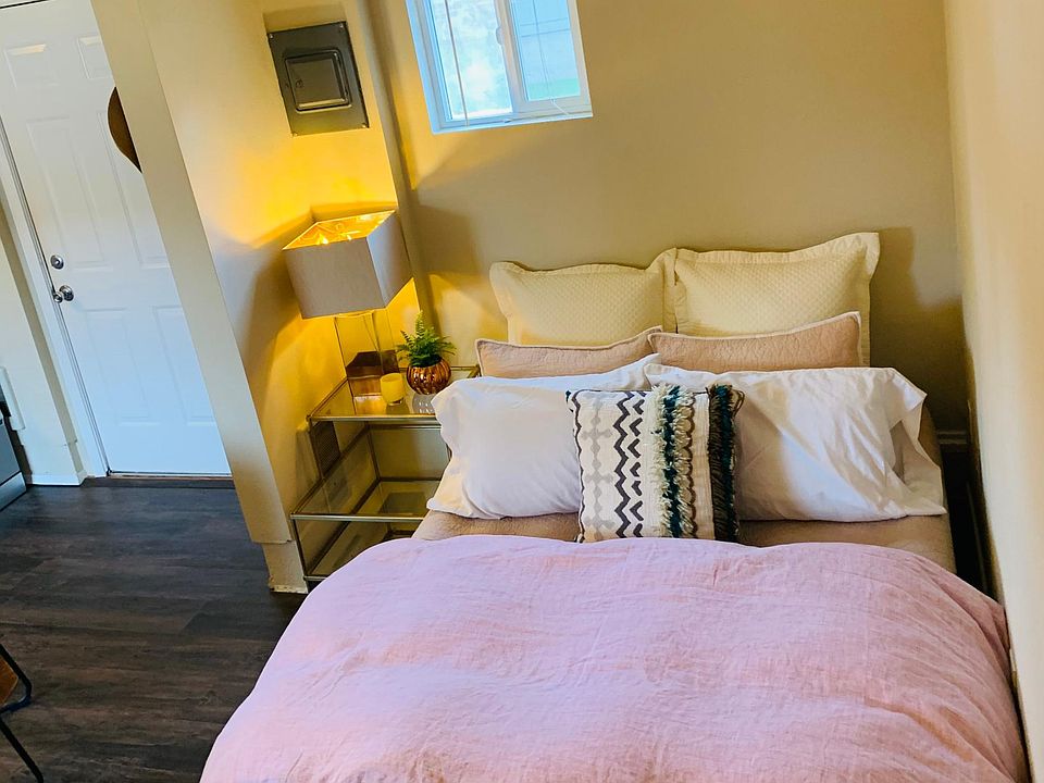 Bed space (front door on the left)