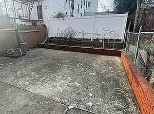 32-30 45th St, Astoria, NY 11103