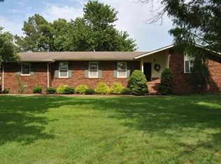 337 Collier Rd, Martin, TN 38237