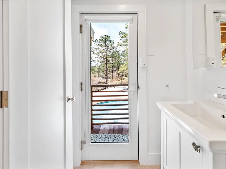 6 Castle Ct — Photo 14