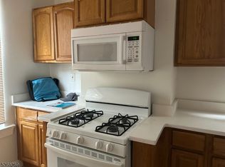 374 Halsted St FLOOR 2, East Orange, NJ 07018