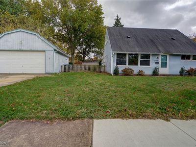 1120 Saxe Ave, Cuyahoga Falls, OH, 44221