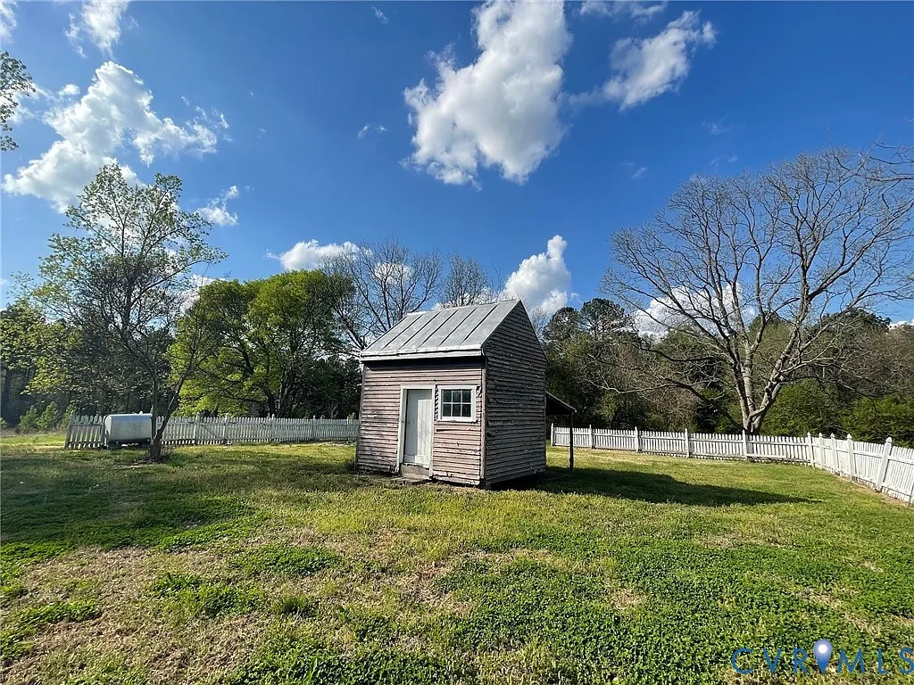 Building Photo - 2297 Indian Oak Rd