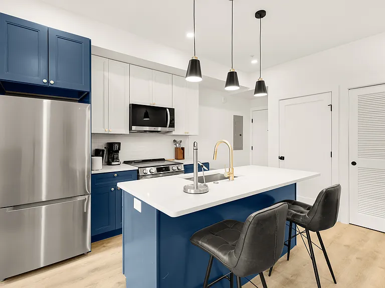 1630 K St NE #4 — Photo 4