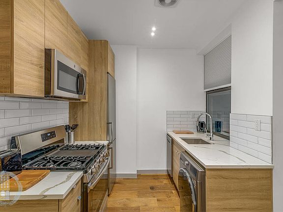 2nd image of 635 Sterling Pl #C1