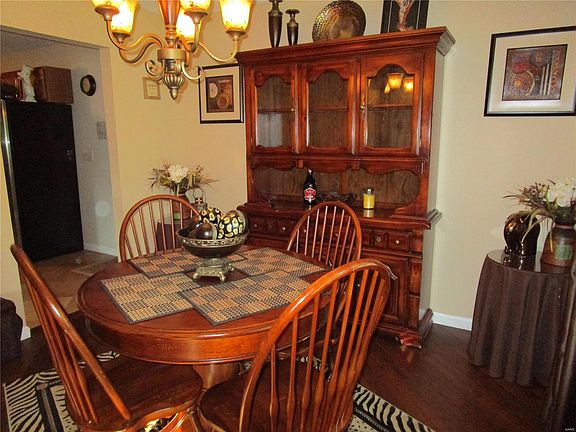 4th image of 808 Rolling Meadows Dr