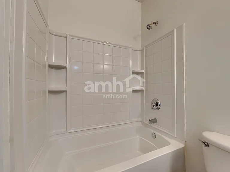 2510 Victoria Point Dr — Photo 15