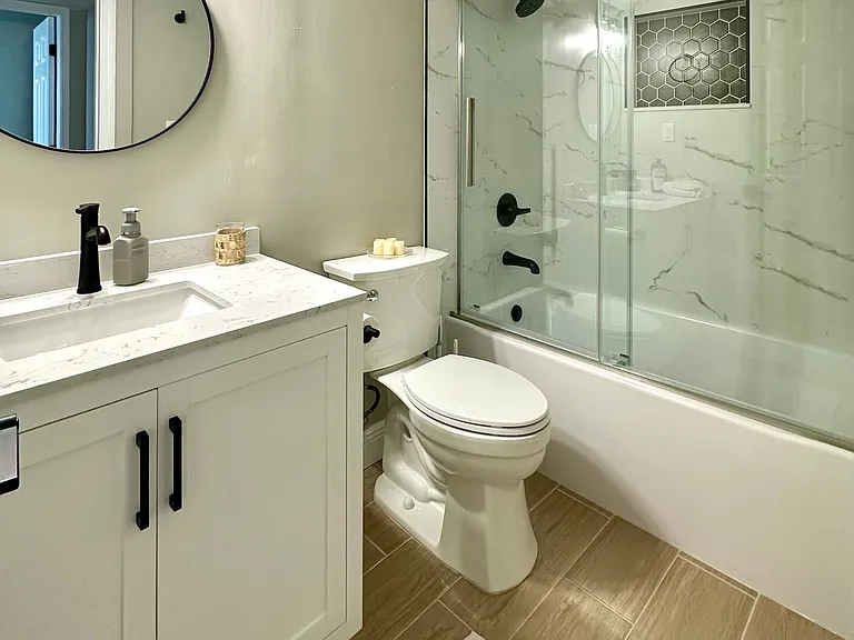 Guest Bathroom