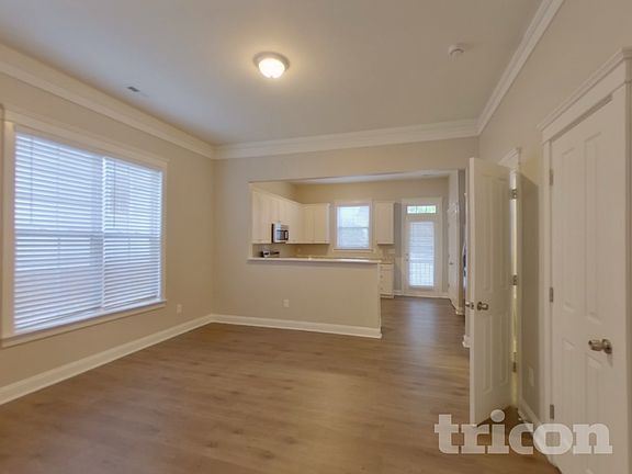 4th image of 6607 Park Meadows Pl