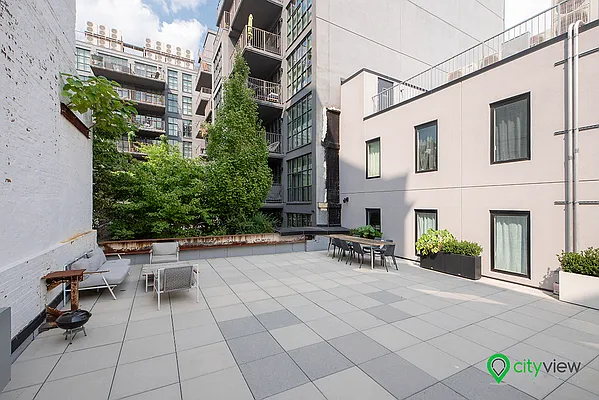 Rented by The KCI Group | media 10