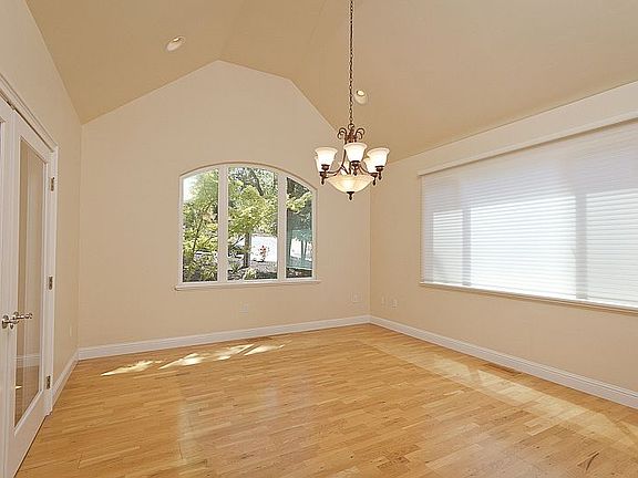 5th image of 2057 Ali Ln
