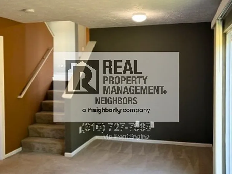 1636 Northbend Dr NE — Photo 34