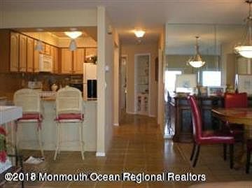 3rd image of 59 Harborhead Dr