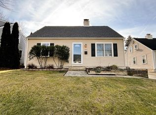2314 Triebel Rd, Abington, PA 19001